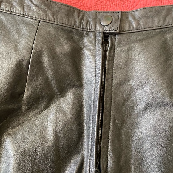 Amati leather skirt size 10 - Picture 4 of 10